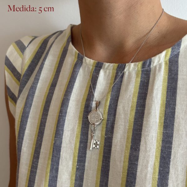 colgante llave benito plata modelo