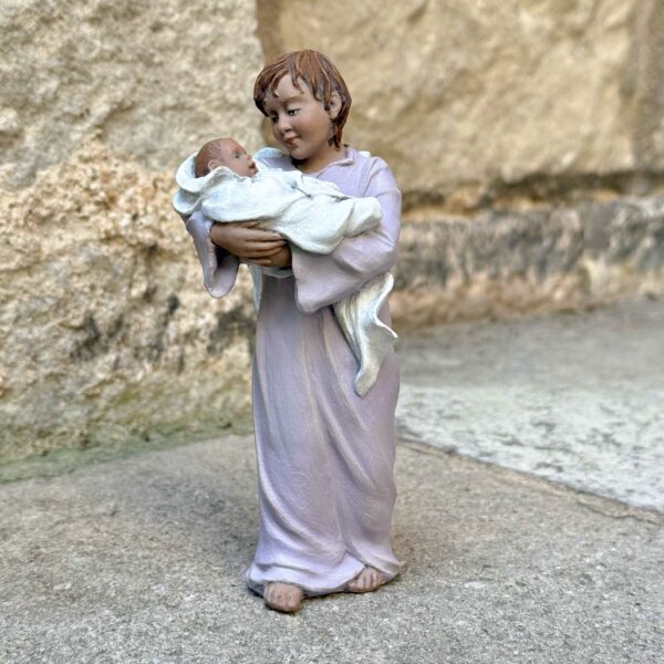 angelito llevando al nino jesus en jardin 2