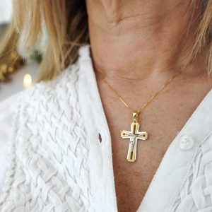 crucifijo plata y bano oro 1