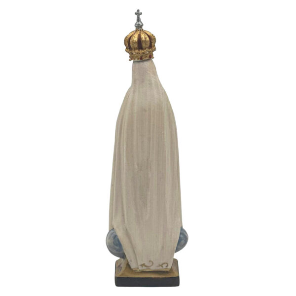 figura fatima detras