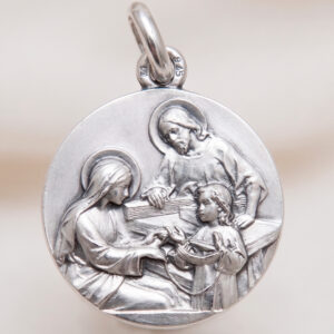 medalla sagrada familia plata